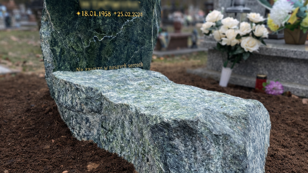 nagrobek-naturalistyczny-monolit-granit-głaz-skałka